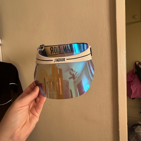 Christian Dior Visor. Reflective color - Picture 1 of 4